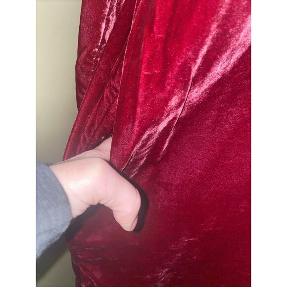 Anthropologie Velvet Midi Dress in Rich Burgundy - Picture 7 of 13